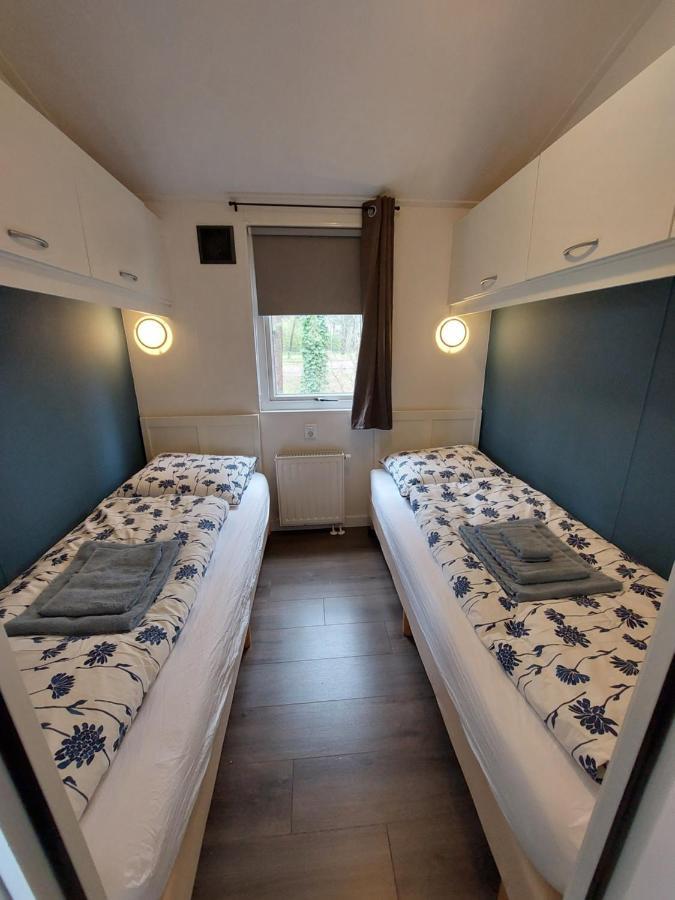 Modern En Chic Chalet Tot 4 Personen Op De Veluwe Recreatiepark De Oude Driest 皮滕 外观 照片
