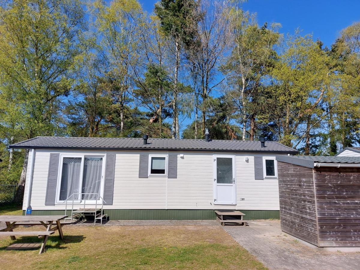Modern En Chic Chalet Tot 4 Personen Op De Veluwe Recreatiepark De Oude Driest 皮滕 外观 照片